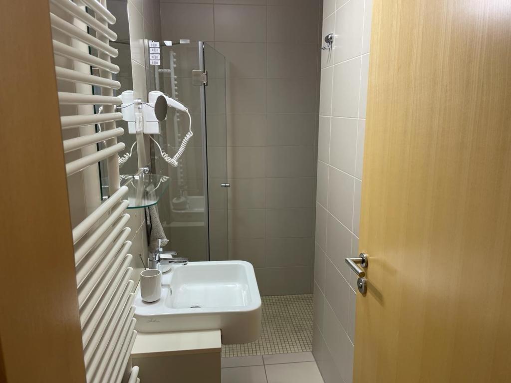 Appartement Casa Brut Premium Free Parking à Maribor Extérieur photo